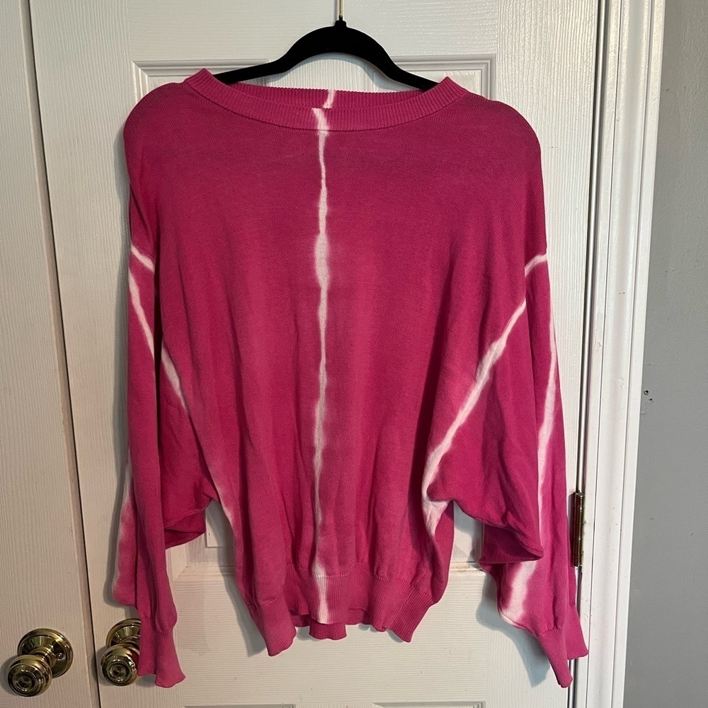 Women’s Elan Sweater - Picture 1 of 3